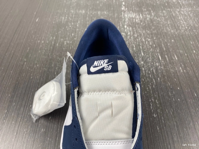 Navy Jordan 1 Midnight CJ7891-400 SB Low 0803